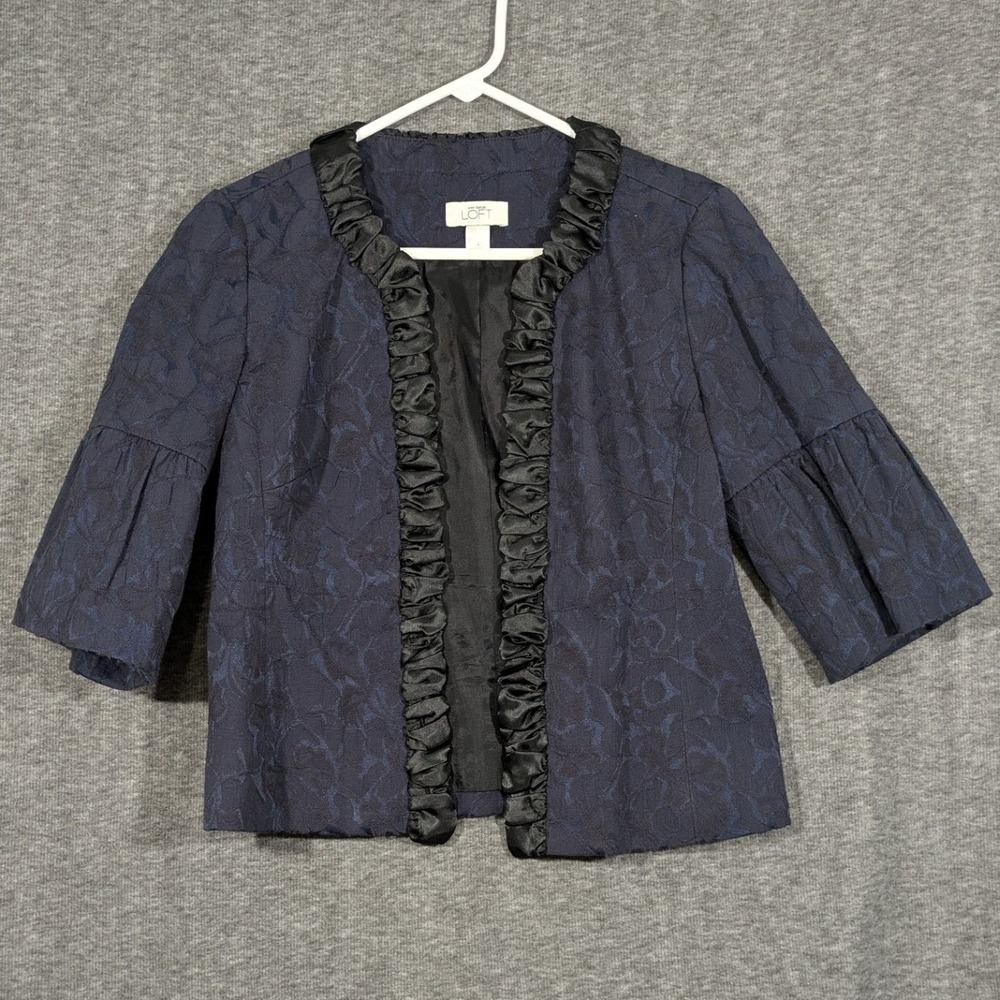 Ann Taylor LOFT Navy Black Floral Jacquard Ruffle Trim Bell Sleeve Jacket Size 4